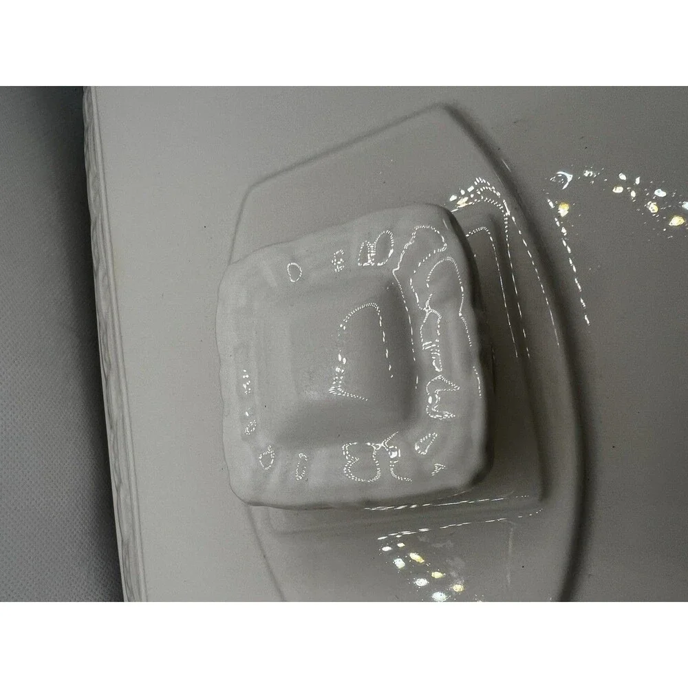 Belleek Everyday Shamrock 2 Qt Covered Casserole Handmade Ireland irish table